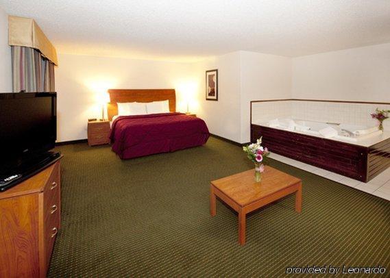 Quality Inn Denver Westminster Room photo