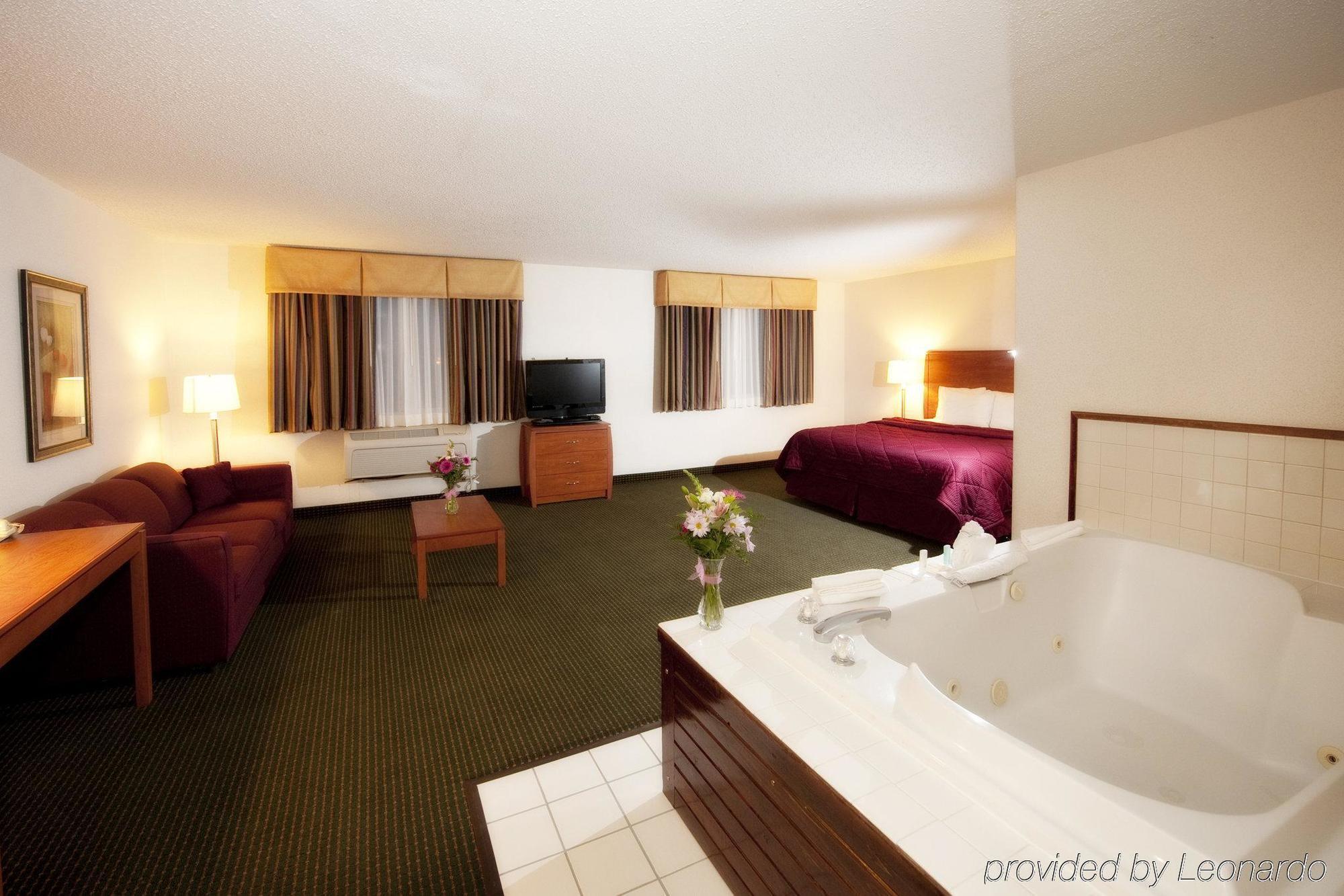 Quality Inn Denver Westminster Room photo